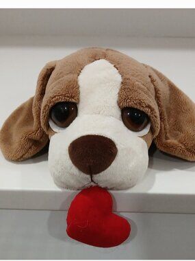 Big Eye Beagle Plush Dog ,Clean and Soft, 10 -12in. Like new,